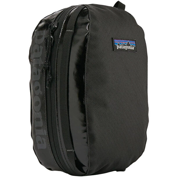 Patagonia Black Hole Cube S black 1 Patagonia Black Hole Cube S black